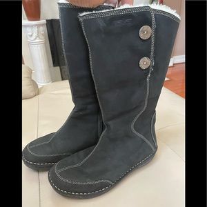 EUC Teva Tonalea Suede Waterproof Black Boots, Size 7.5